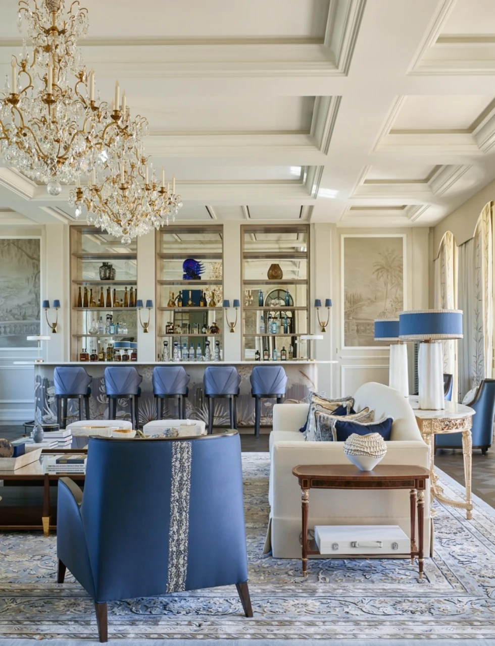 A formal entertaining space in one of katharine pooleys luxury interior design projects