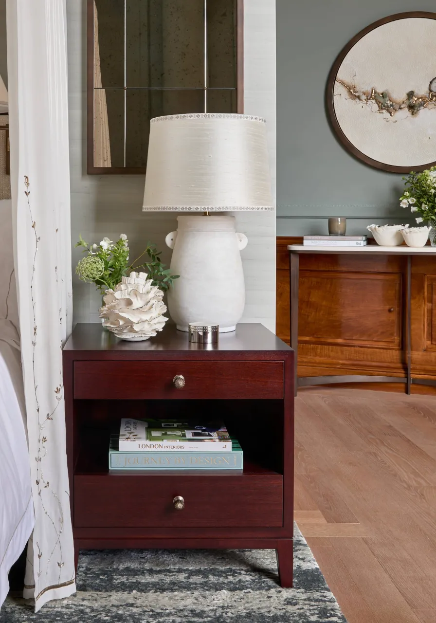 The millbank apartment sits on the riverbank of the thames